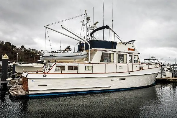 Slide: The Image of Grand Banks 46 Classic 1990 - 2
