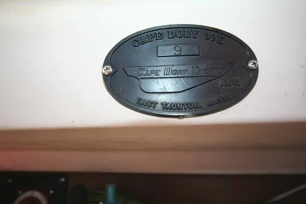 Slide: The Image of Cape Dory K30 1976 - 10