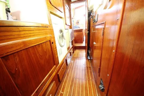 Slide: The Image of Morgan 46 Sloop Rig 1980 - 10