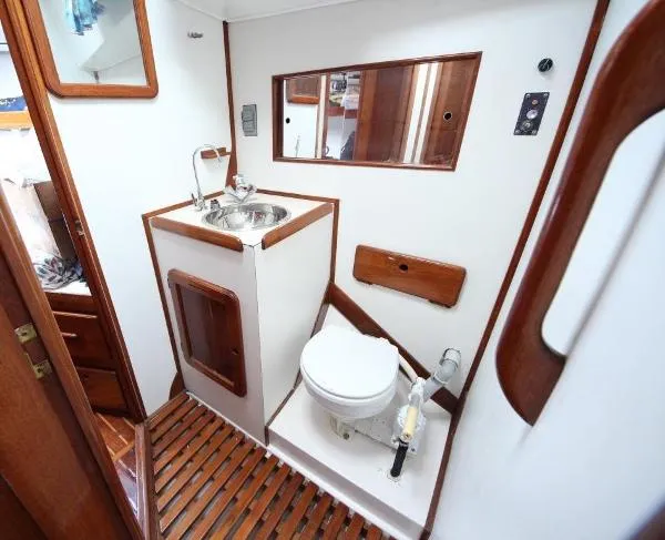 Slide: The Image of Morgan 46 Sloop Rig 1980 - 7