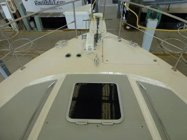 Slide: The Image of Bayliner 4387 Motor Yacht 1990 - 7