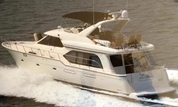 Slide: The Image of Bayliner 5788 Pilot House Motoryacht 1999 - 1