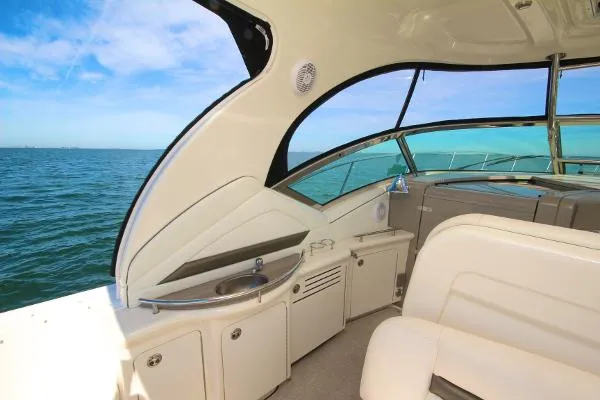 Slide: The Image of Sea Ray 400 Sundancer 2006 - 7