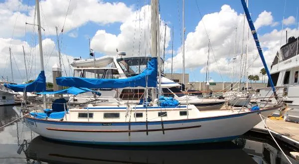 Slide: The Image of Pacific Seacraft Crealock Yawl Rig 1978 - 0