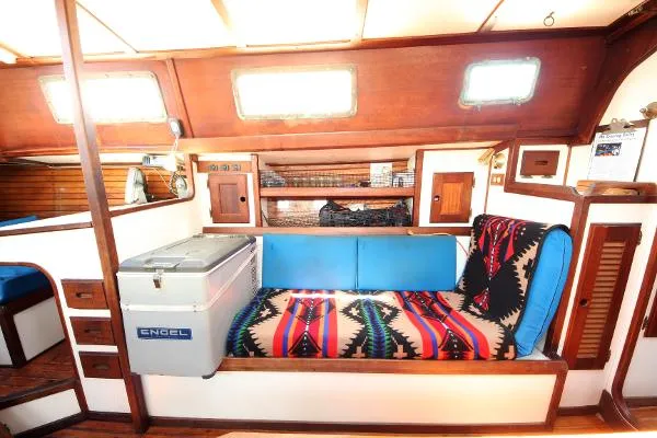 Slide: The Image of Pacific Seacraft Crealock Yawl Rig 1978 - 7