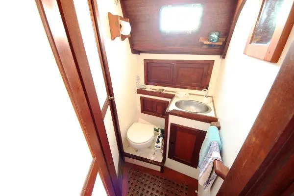 Slide: The Image of Pacific Seacraft Crealock Yawl Rig 1978 - 9