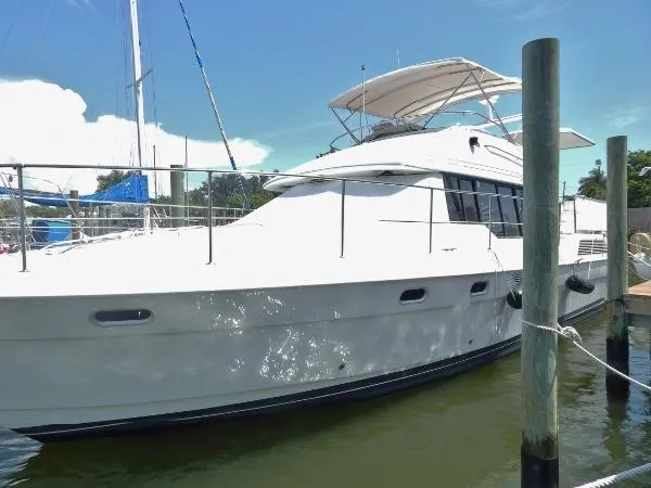Slide: The Image of Bayliner 4387 Aft Cabin MY 1994 - 1