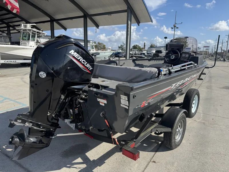 Slide: The Image of Tracker Pro Guide V-16 SC 2021 - 11