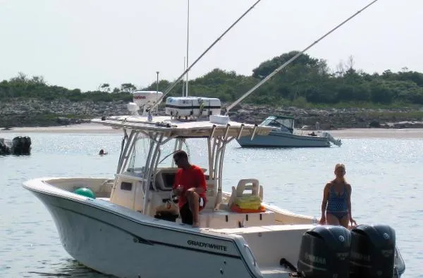 Slide: The Image of Grady-White Bimini 306 2009 - 3