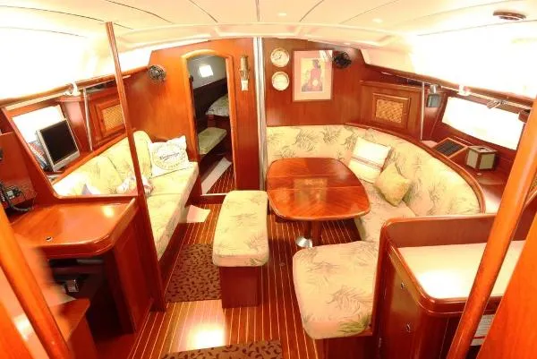 Slide: The Image of Beneteau 423 Rare Tommy Bahama LE 2005 - 1