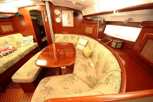 Slide: The Image of Beneteau 423 Rare Tommy Bahama LE 2005 - 2