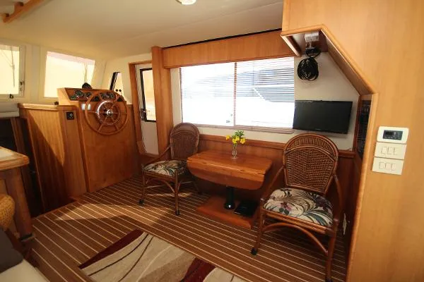 Slide: The Image of Mainship Trawler 2006 - 4