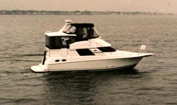 Slide: The Image of Silverton 392 Motor Yacht 1998 - 0