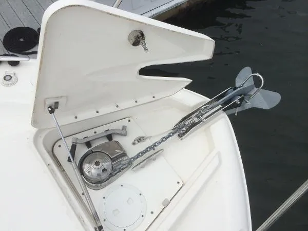 Slide: The Image of Sea Ray 350 Sundancer Axius 2010 - 7