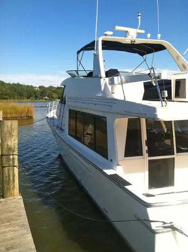 Slide: The Image of Bayliner 4788 Pilot House Motoryacht 1998 - 1