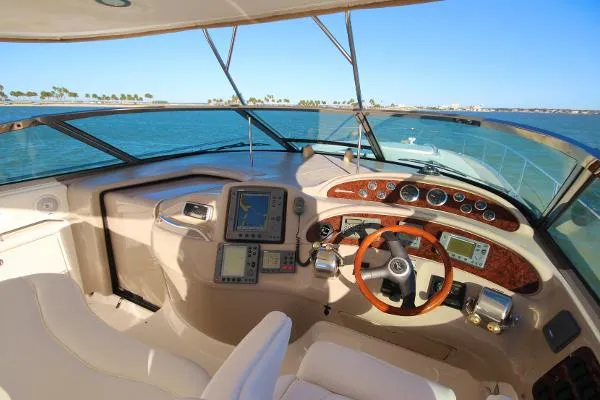 Slide: The Image of Sea Ray 460 Sundancer 2001 - 3