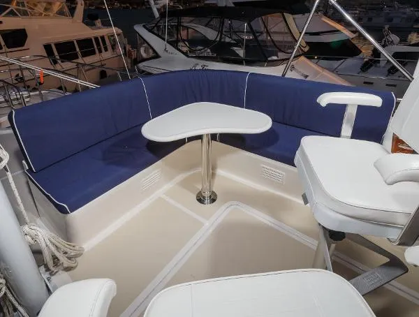Slide: The Image of Selene 53 Ocean Trawler 2007 - 11
