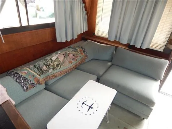 Slide: The Image of Viking 35 Convertible 1985 - 5