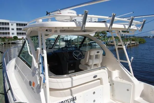 Slide: The Image of Pursuit 315 Offshore 2011 - 11