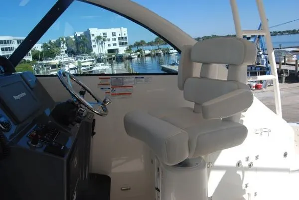 Slide: The Image of Pursuit 315 Offshore 2011 - 4
