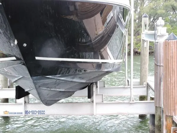 Slide: The Image of Sea Ray 350/370 Sundancer 2009 - 9