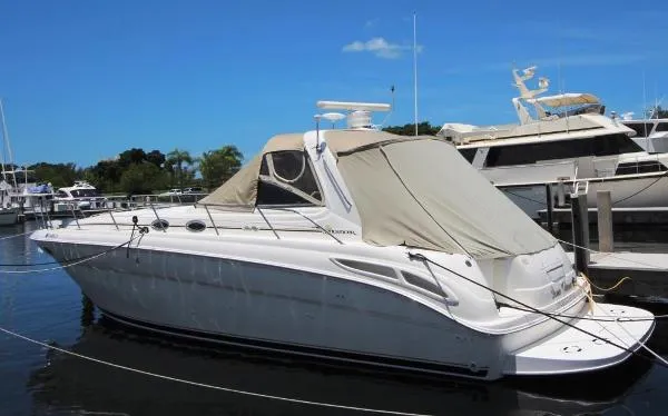 Slide: The Image of Sea Ray 380 Diesel 2000 - 0