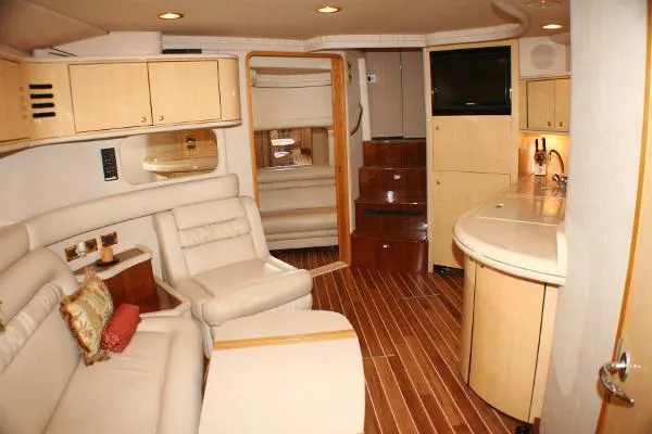 Slide: The Image of Sea Ray 460 Sundancer 2000 - 2