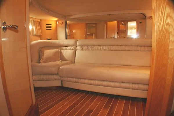 Slide: The Image of Sea Ray 460 Sundancer 2000 - 6