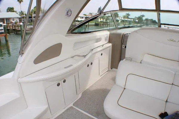 Slide: The Image of Sea Ray 460 Sundancer 2000 - 9