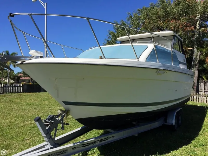 Slide: The Image of Bayliner 2859 Ciera Express 2001 - 5