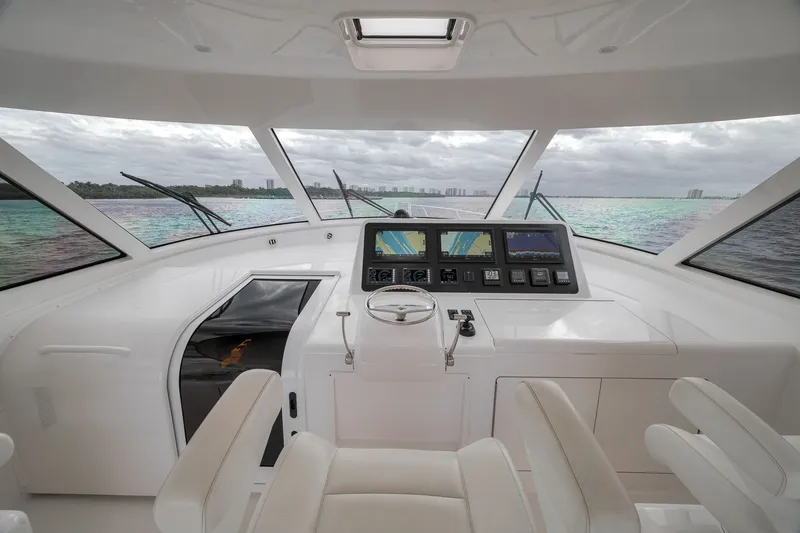 Slide: The Image of Viking 52 Sport Coupe 2015 - 40