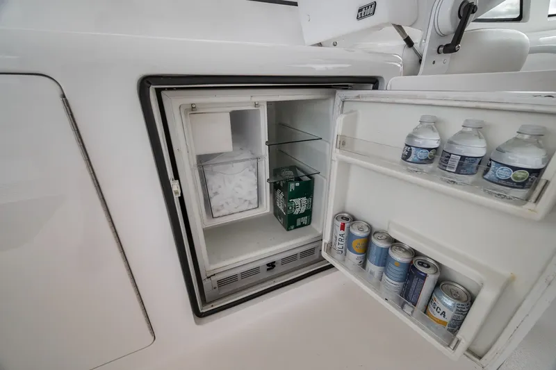 Slide: The Image of Viking 52 Sport Coupe 2015 - 48