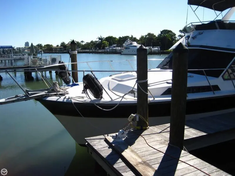 Slide: The Image of President 37 Motoryacht 1987 - 1
