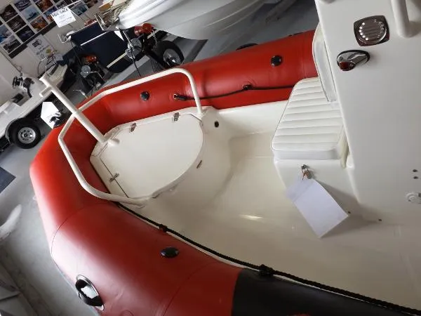Slide: The Image of Zodiac Rec Pro 550 PVC 90hp In Stock 2015 - 8