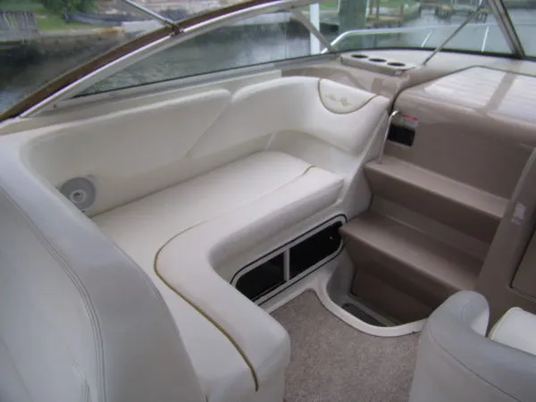 Slide: The Image of Sea Ray 260 Sundancer 2002 - 6