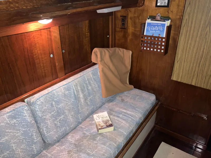 Slide: The Image of Tartan 34 Classic 1976 - 7