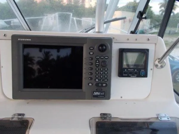 Slide: The Image of Grady-White Marlin 300 2002 - 7