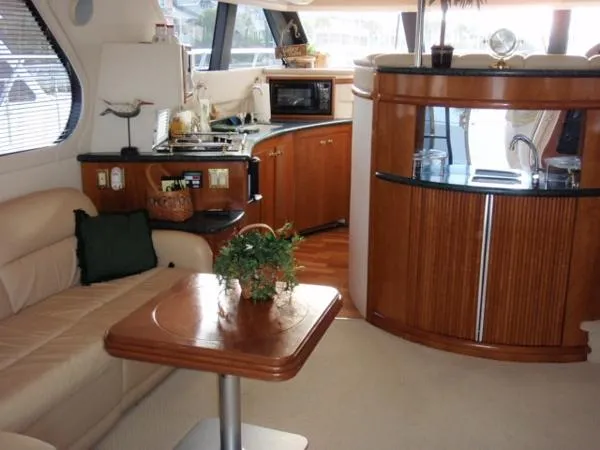 Slide: The Image of Carver Yachts 450 Voyager 2000 - 1