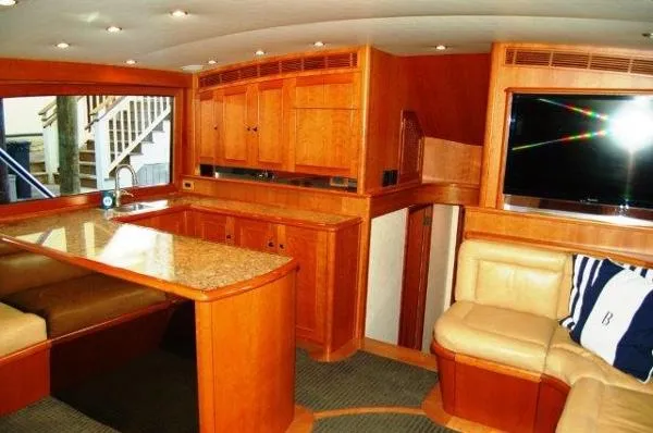 Slide: The Image of Middleton 50 Carolina Custom 2006 - 3