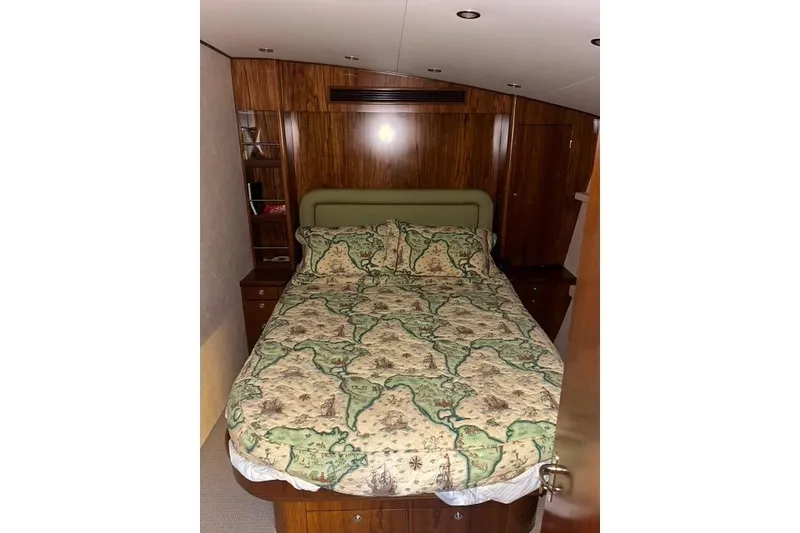 Slide: The Image of Rybovich 60 SIBONEY - Master Stateroom - 13