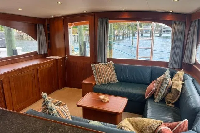 Slide: The Image of Rybovich 60 SIBONEY - Salon - 6