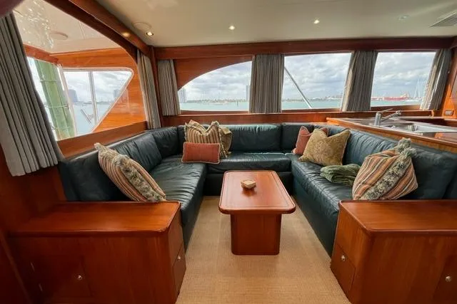 Slide: The Image of Rybovich 60 SIBONEY - Salon - 9