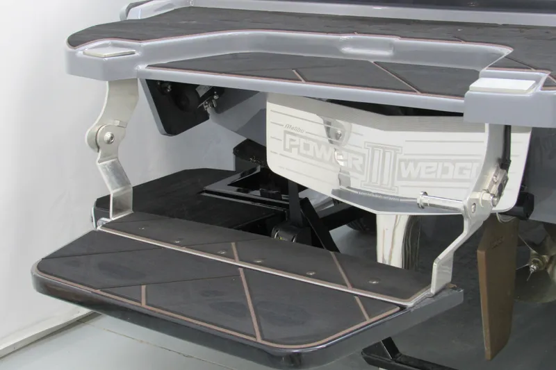 Slide: The Image of 2025 Malibu Wakesetter 23 LSV Power Wedge III detail, enhancing wake performance. - 13