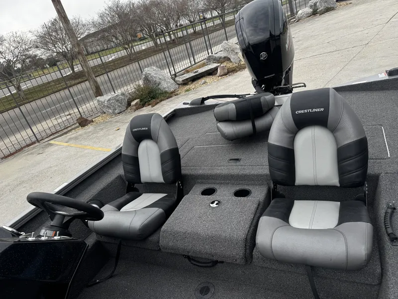 Slide: The Image of Crestliner XF 179 2022 - 10