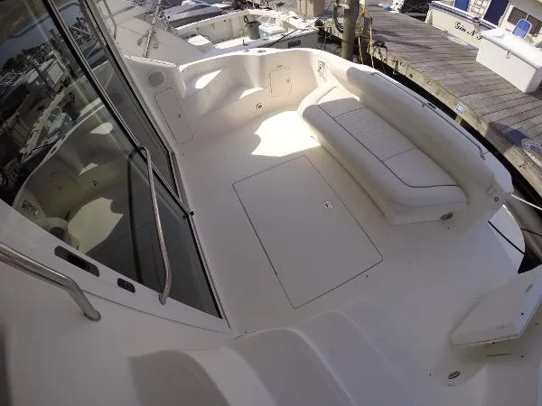 Slide: The Image of Sea Ray 400 Sedan Bridge 2000 - 10