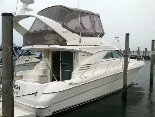 Slide: The Image of Sea Ray 400 Sedan Bridge 2000 - 3