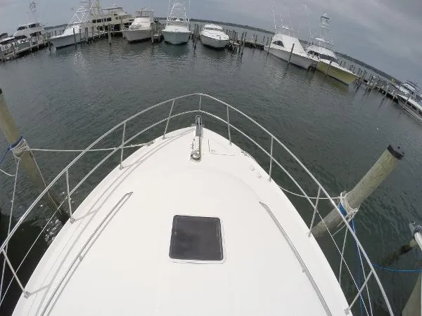 Slide: The Image of Sea Ray 400 Sedan Bridge 2000 - 5