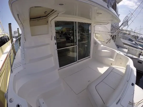 Slide: The Image of Sea Ray 400 Sedan Bridge 2000 - 9