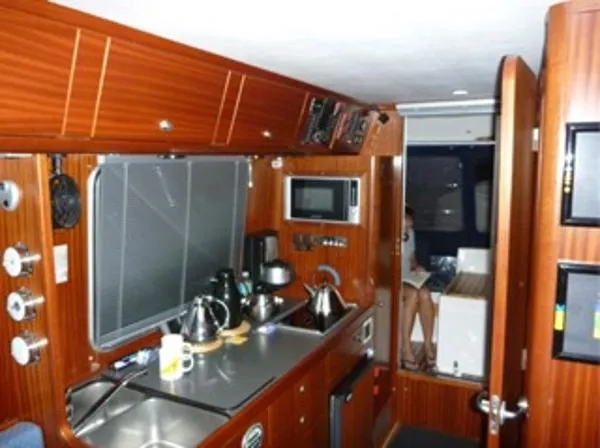 Slide: The Image of Seacamper Motor Yacht 2009 - 9