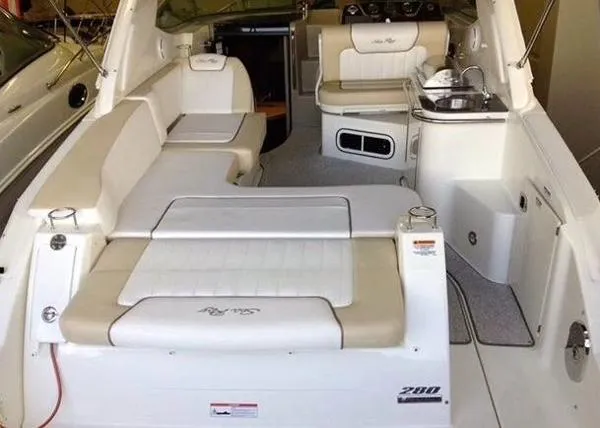 Slide: The Image of Sea Ray 280 Sundancer 2010 - 5